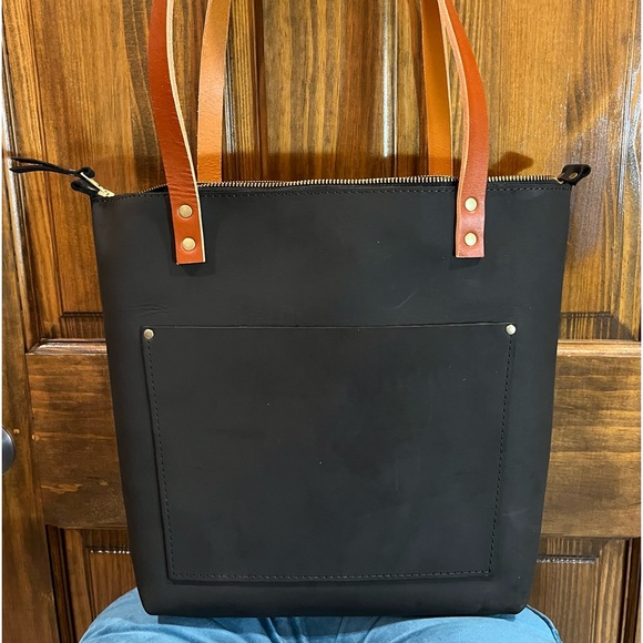 NEW Portland Leather Medium Zipper Tote Bag with English Bridle handles - Picture 2 of 7